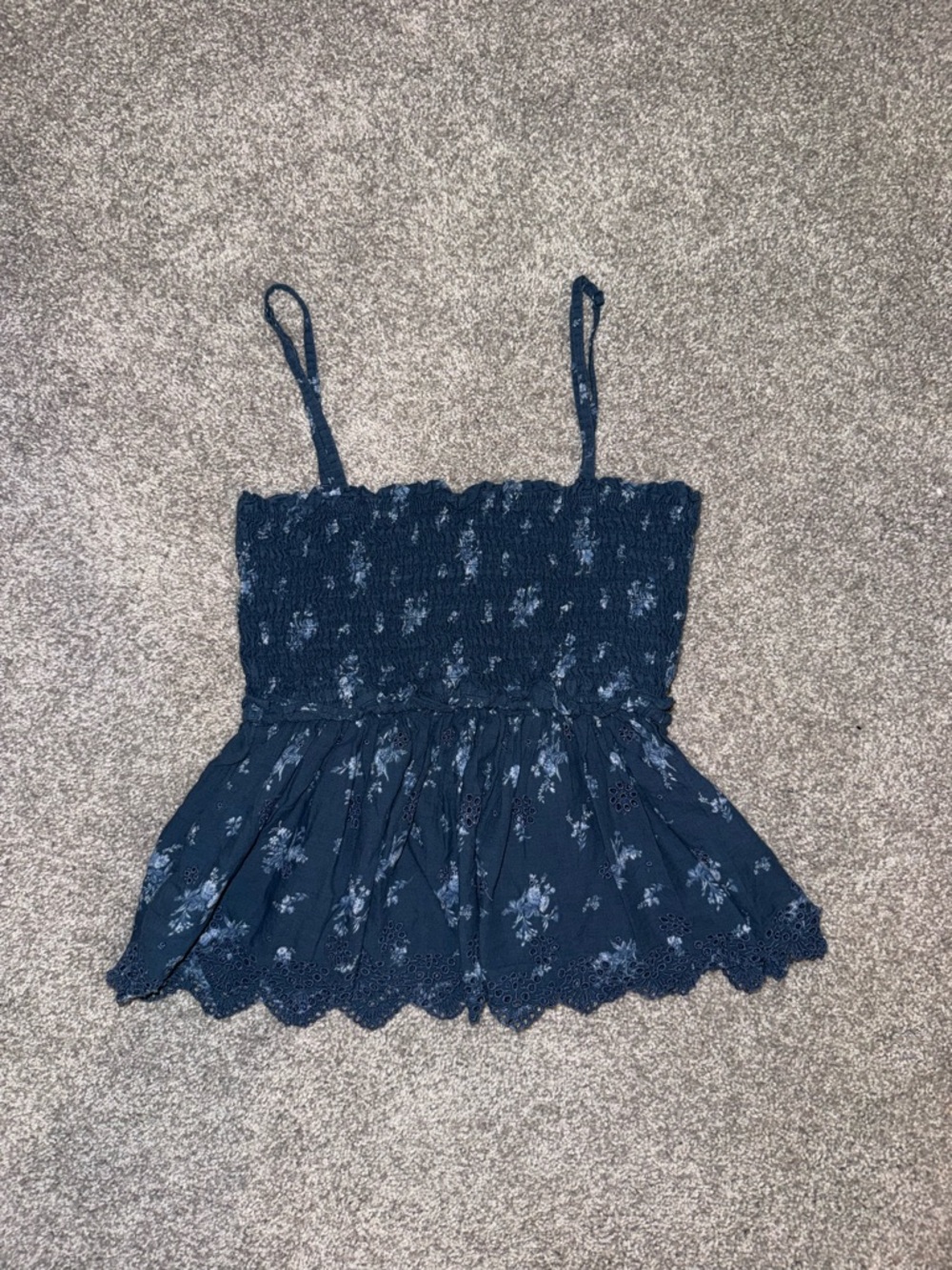 American Eagle Outfitters Navy Blue Smocked Floral Peplum Tank - Picture 9 of 10